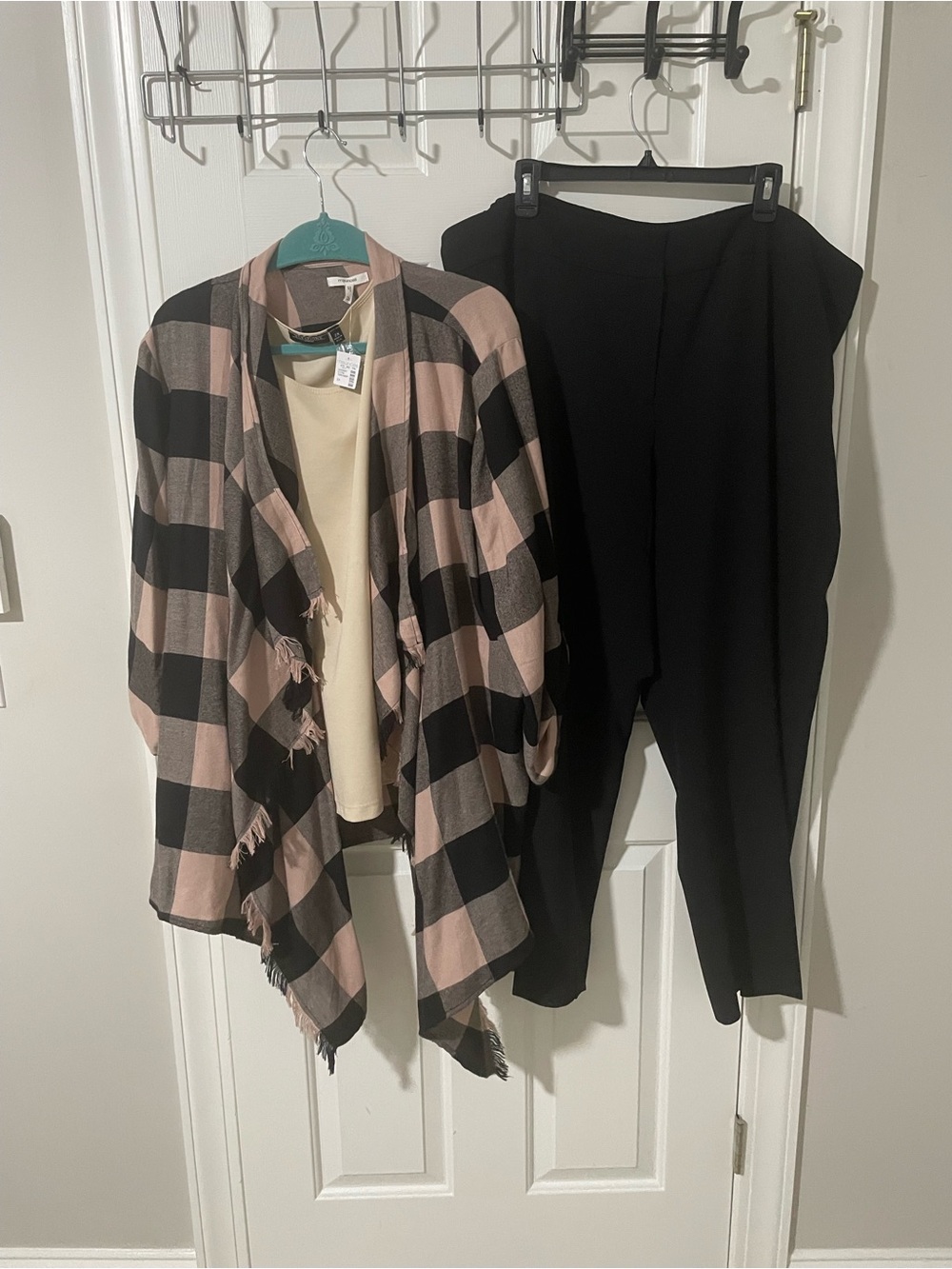 Draped Open-Front Plaid Wrap in Blush & Black 2x set Kasper pants 24w